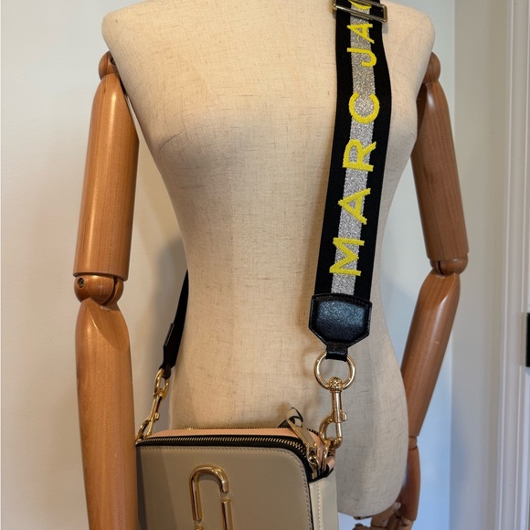 Marc Jacobs Cream gray and black Crossbody camera Bag - Picture 2 of 7